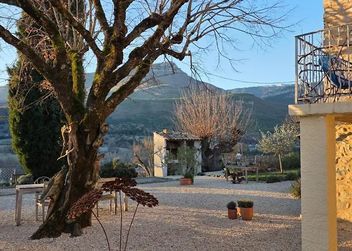 Mas Tulipe De Soie 3* Bevons