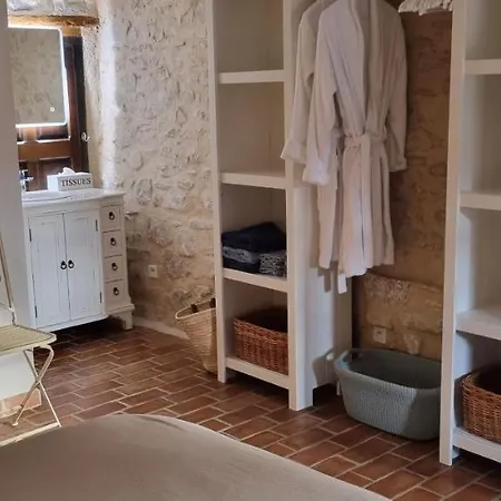 Bed & Breakfast Mas Tulipe De Soie 3*