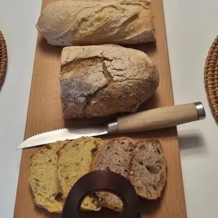 Mas Tulipe De Soie Bed & Breakfast Bevons