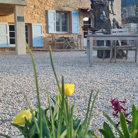 Mas Tulipe De Soie Bed & Breakfast